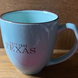Texas Coffe Mug....Tea Cup ...Ceramic.  14 ozs......Blue....Trimmed in brown .